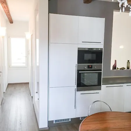 Апартаменты Ca Farnese, Beautiful Big In Trad Area